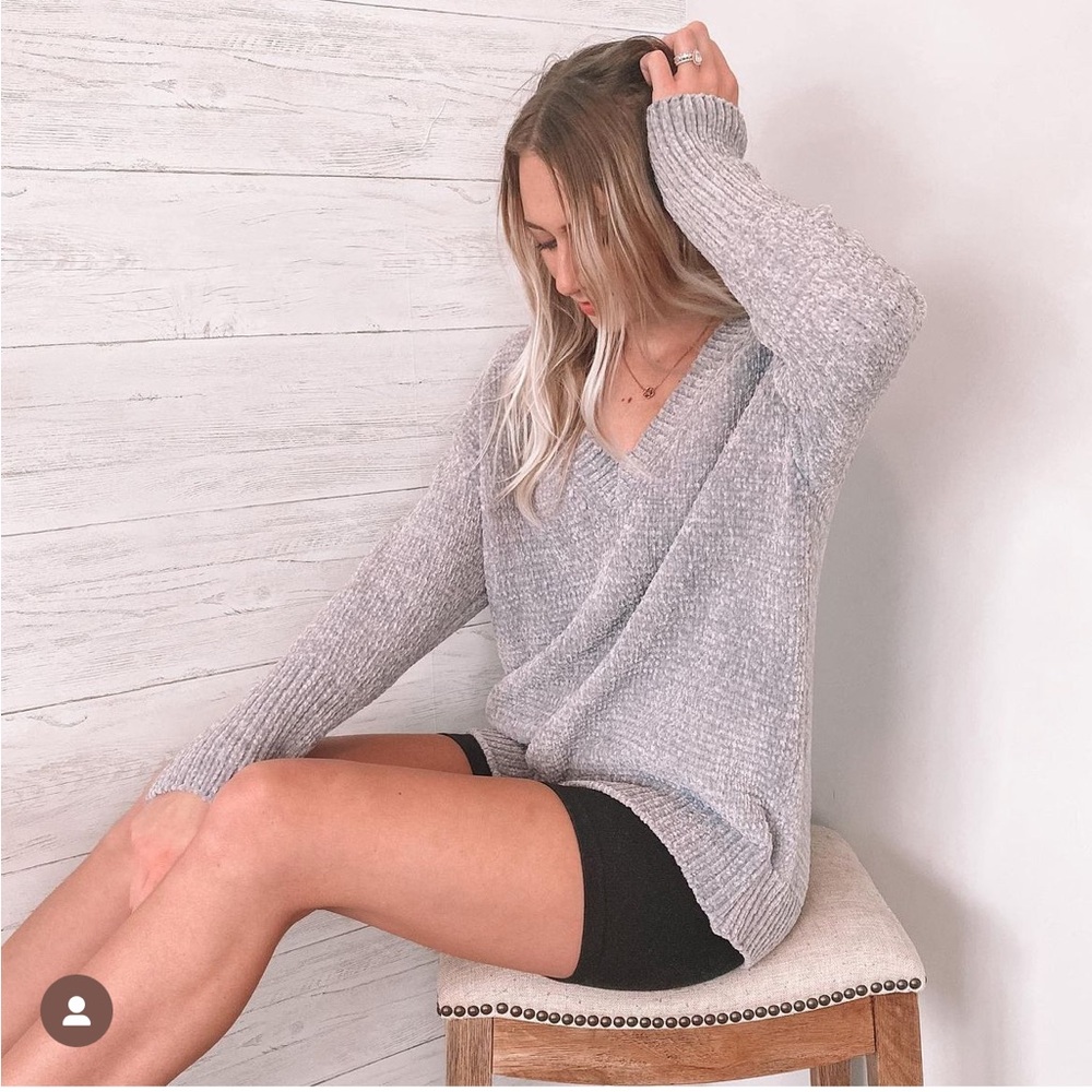 Dusty Blue Chenille long sleeve V-Neck Sweater